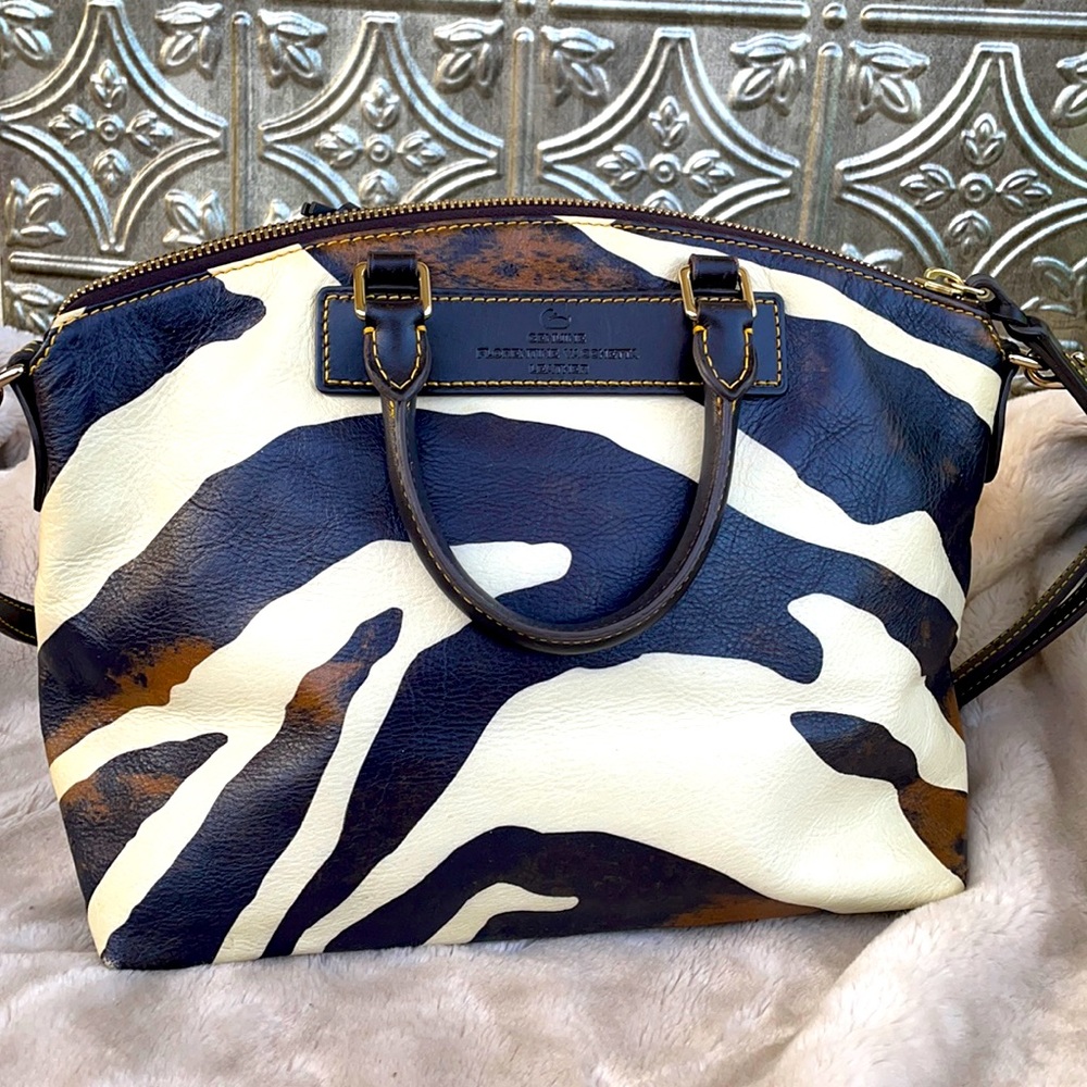 Dooney & Burke Vintage Shoulder Bag 💼 - Picture 2 of 6